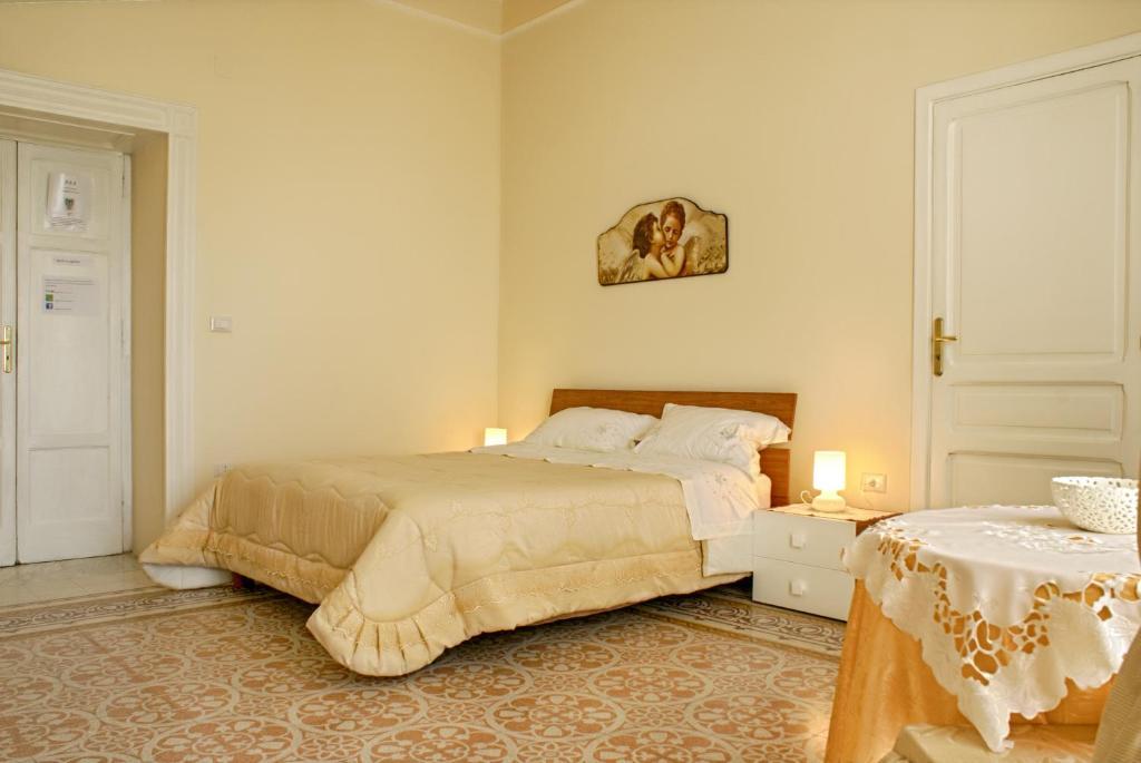 Bed And Breakfast Sommavesuvio Pollena Trocchia Quarto foto